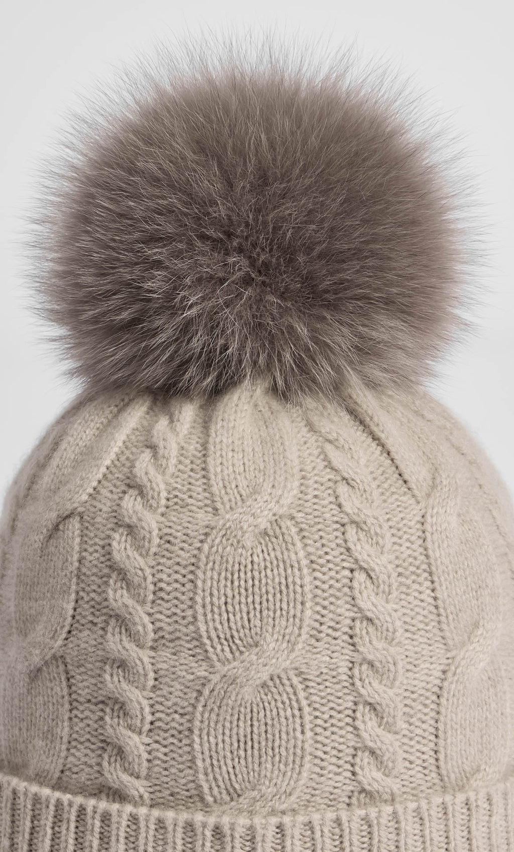 Cable-Knit Cashmere Beanie